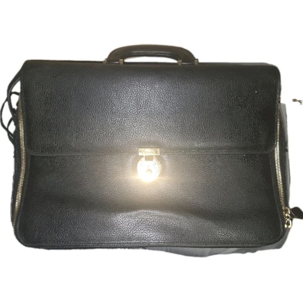 Salvatore Ferragamo Hard Case Zippered Black Leather Briefcase With Lock And Key